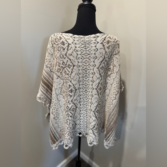 Free People Multicolor Knit Sweater Poncho Size Medium Coastal Cowgirl‎ Hippie - Picture 4 of 9
